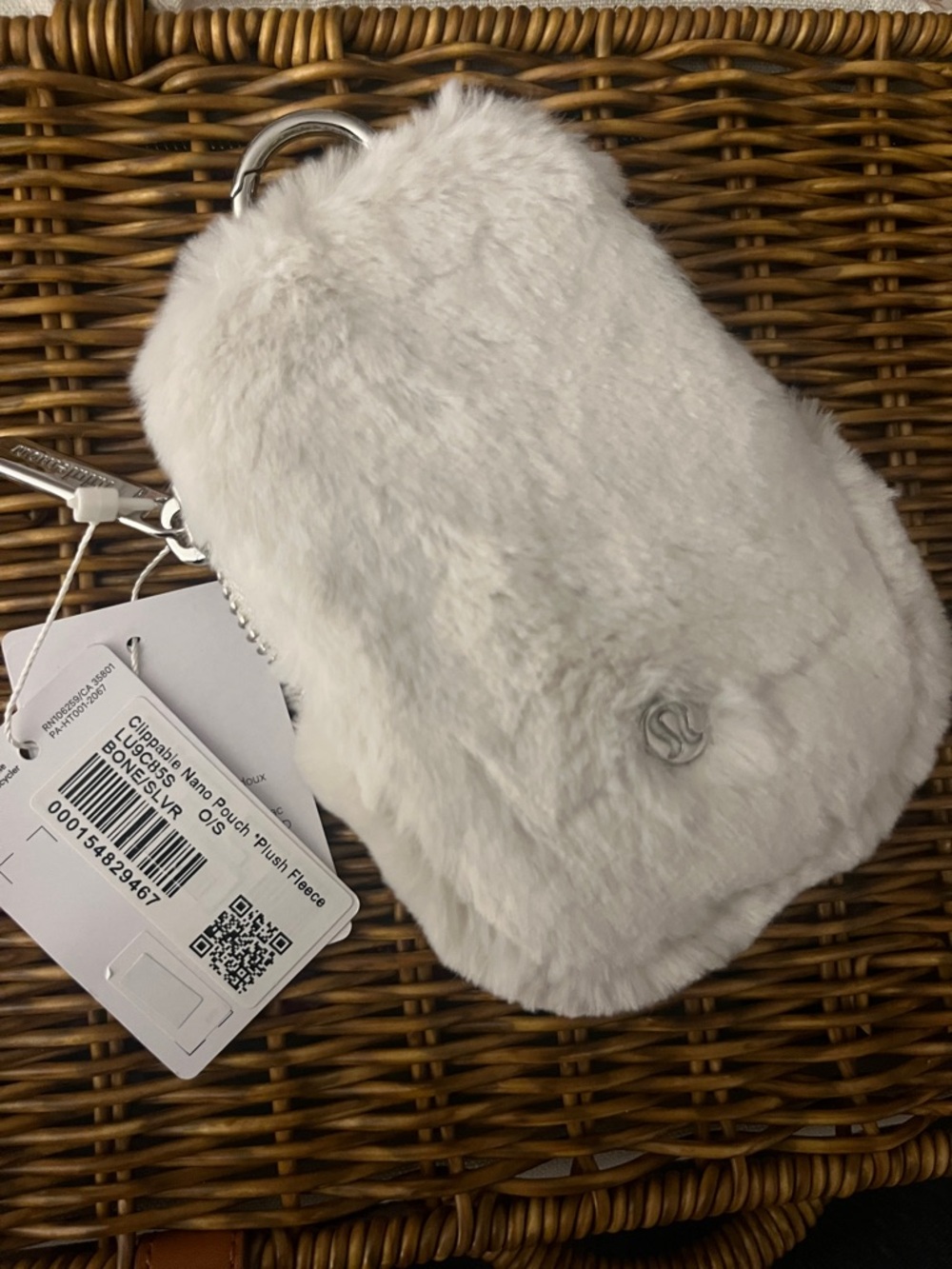 lululemon athletica Plush Clipable Nano Pouch - Cream/White